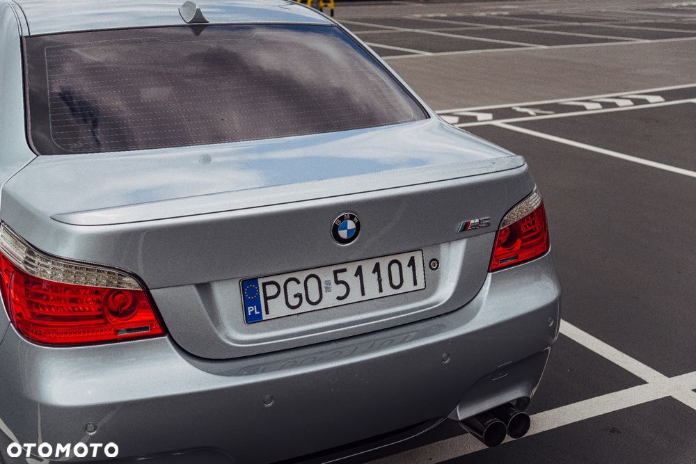 BMW M5 - 4