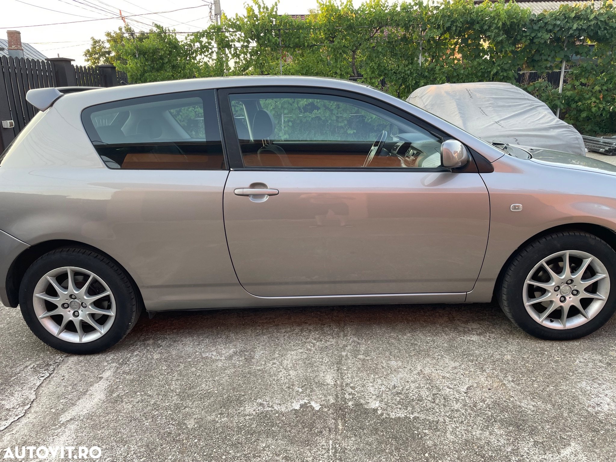 Toyota Corolla 1.8 T-Sport - 4