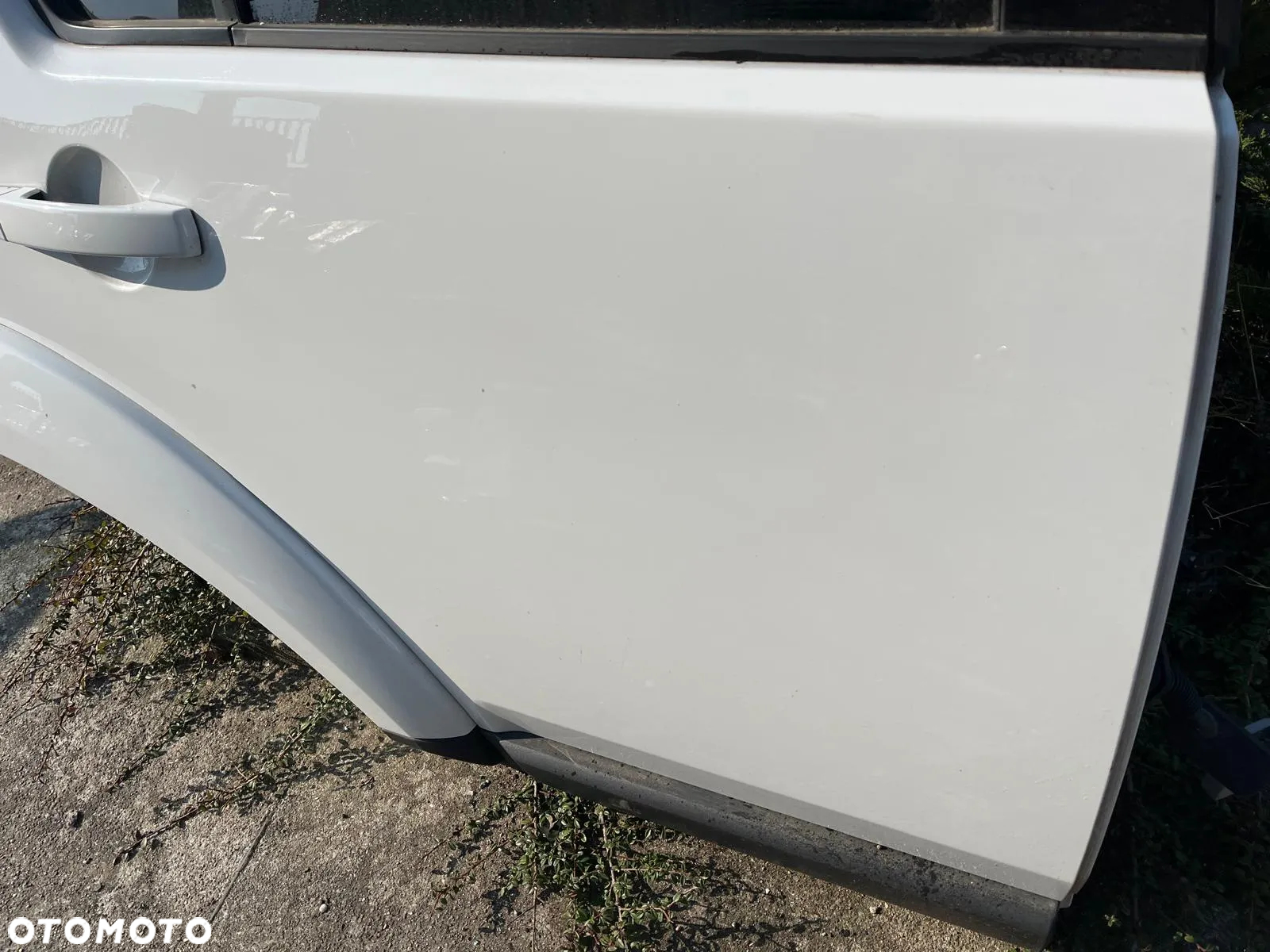 Drzwi tylne prawe białe Land Rover Discovery 4 IV - 2
