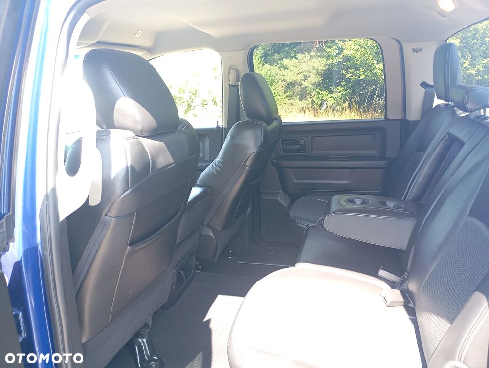 RAM 1500 Crew Cab Shortbed Bighorn - 17
