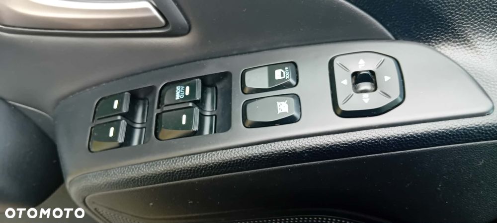 Hyundai ix35 2.0 Classic 2WD - 12