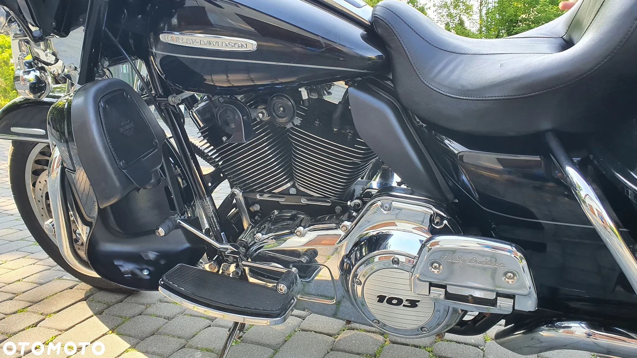 Harley-Davidson FLHTCU Ultra - 11
