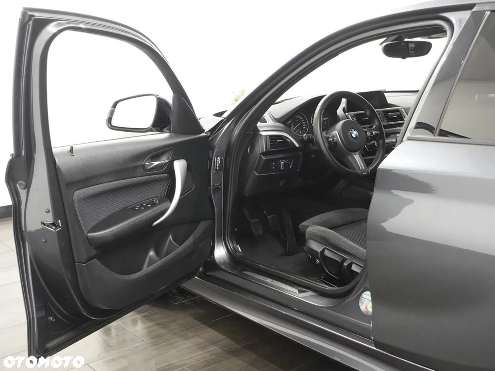 BMW Seria 1 - 15