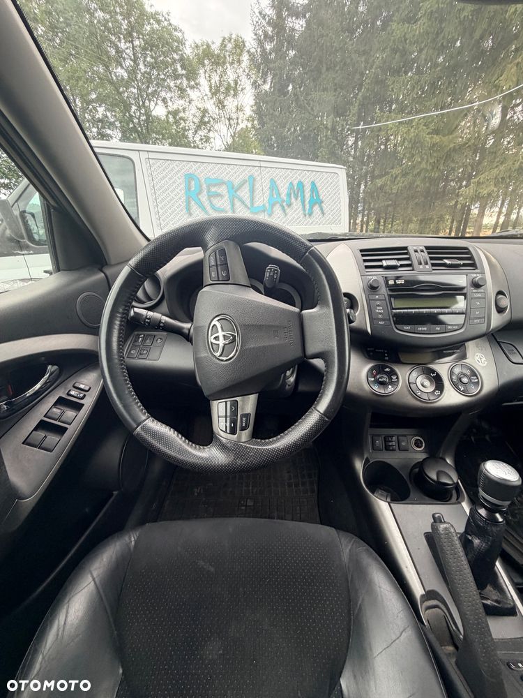 Toyota RAV4 2.2 D-4D Sol 4x2 - 12