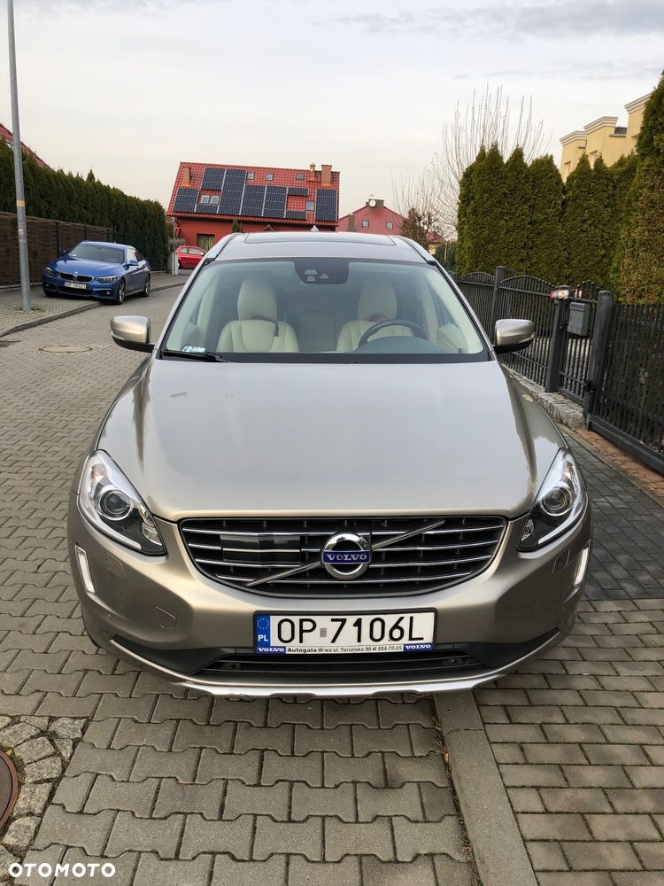 Volvo XC 60 T5 Drive-E Summum - 1