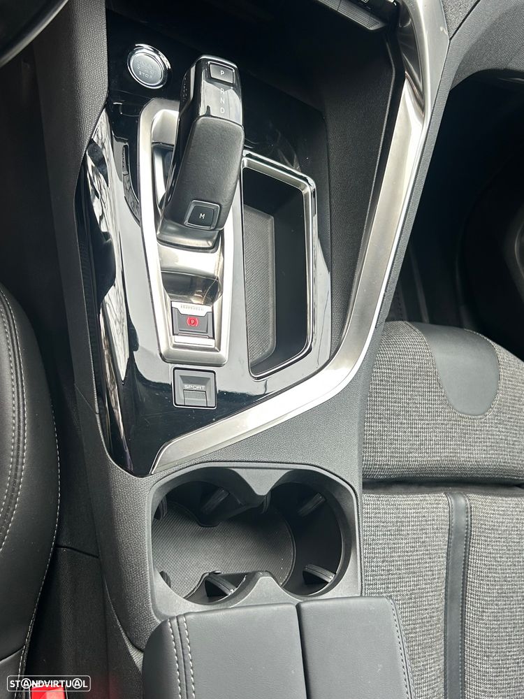 Peugeot 3008 BlueHDi 130 Stop & Start EAT8 Allure Business-Pack - 11