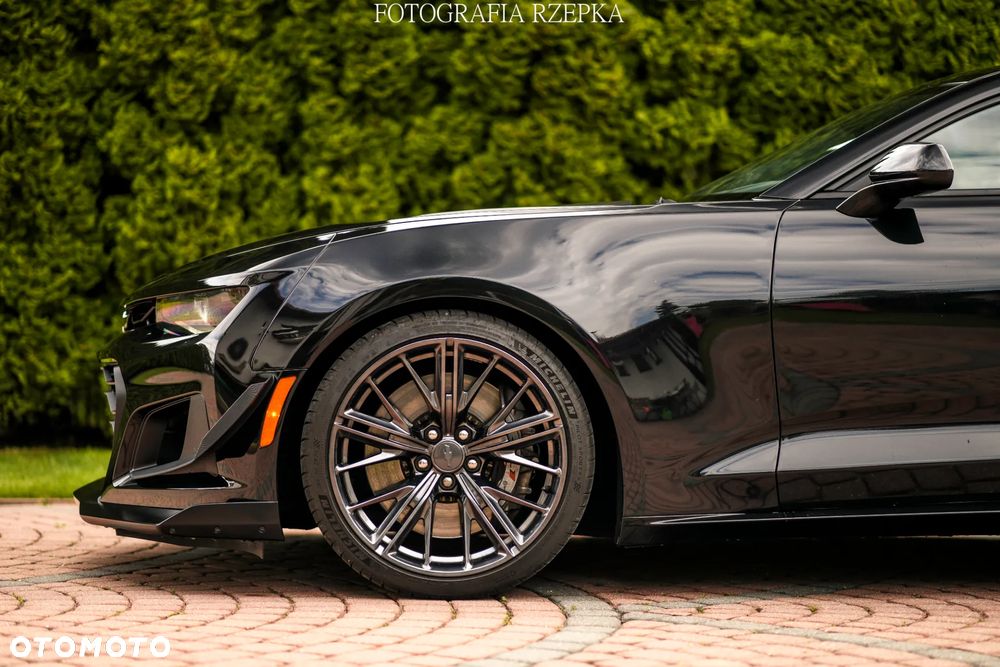 Chevrolet Camaro - 21