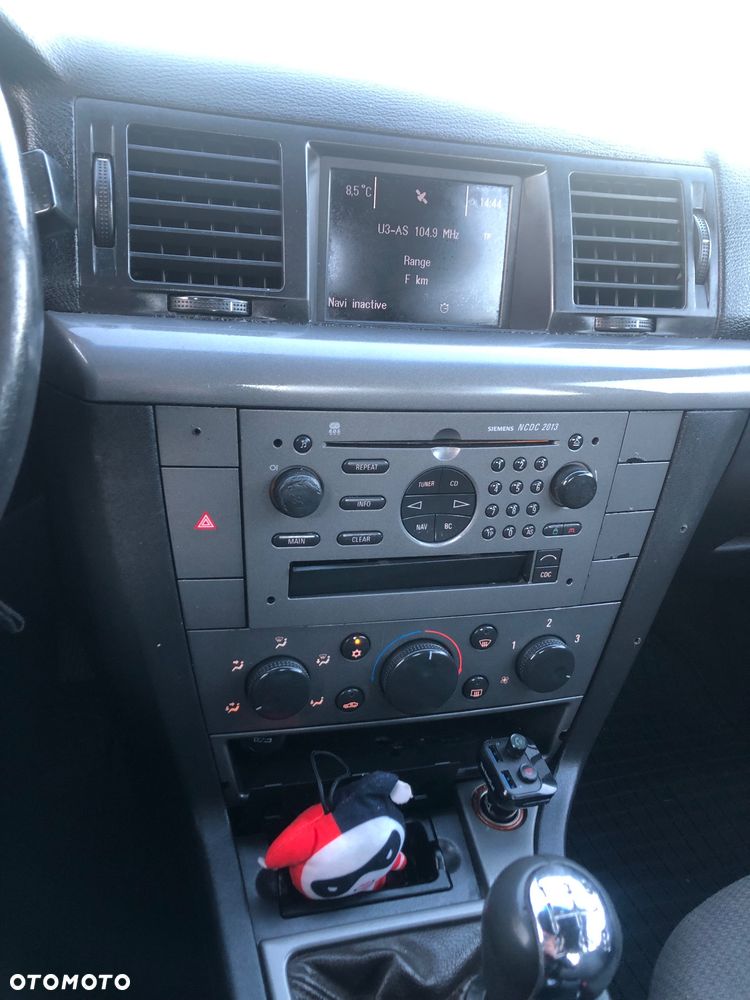 Opel Vectra - 8