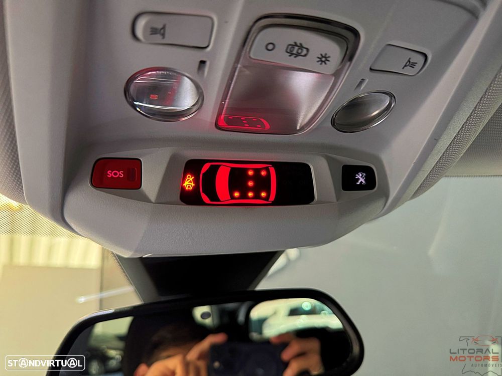 Peugeot 5008 1.6 BlueHDi Style - 21