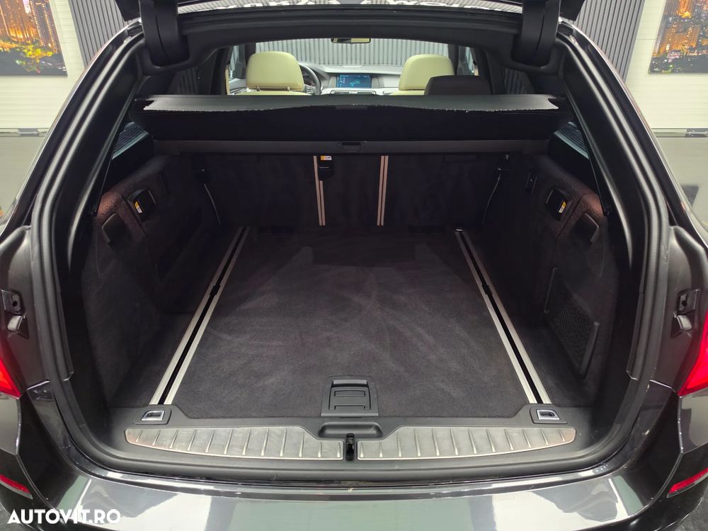 BMW Seria 5 520d Sport-Aut. - 17