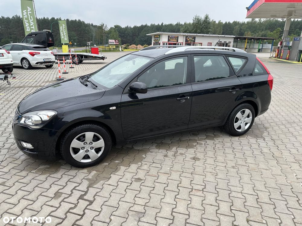 Kia Ceed 1.4 L - 15