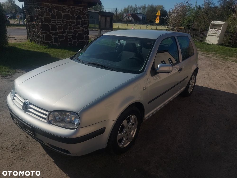 Volkswagen Golf 1.4 Basis - 3