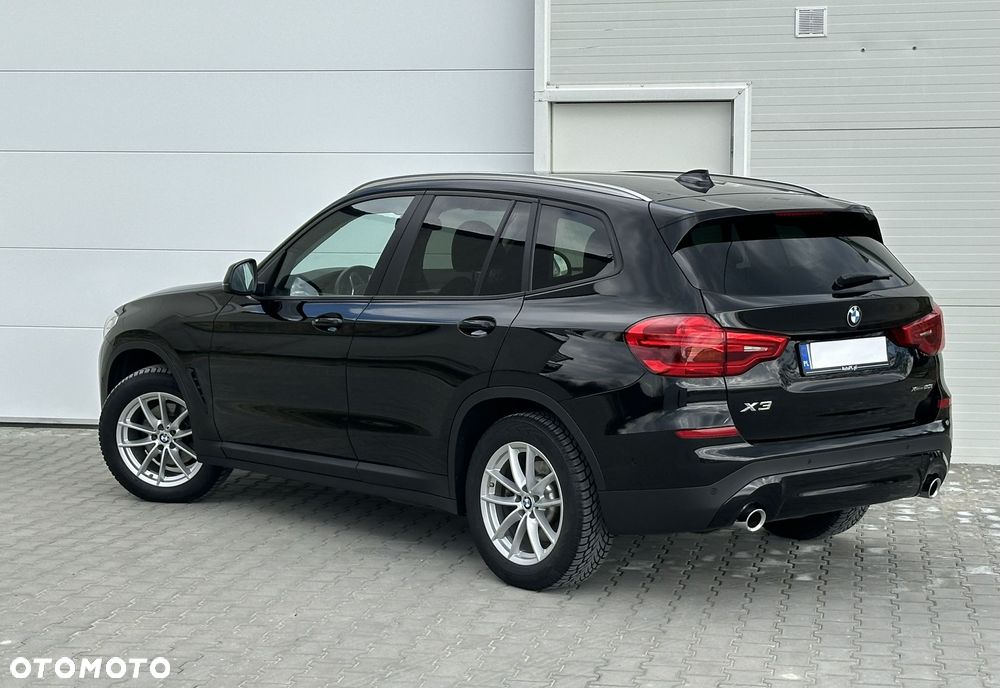 BMW X3 xDrive20i sport - 13