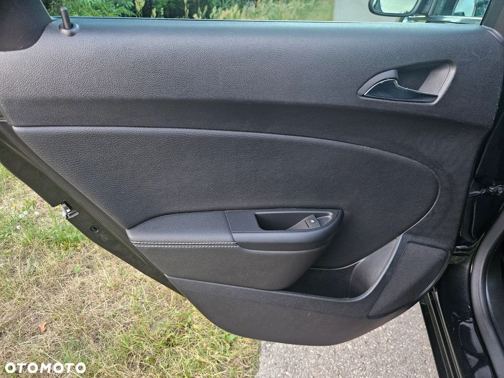 Opel Astra 2.0 CDTI Exklusiv - 30