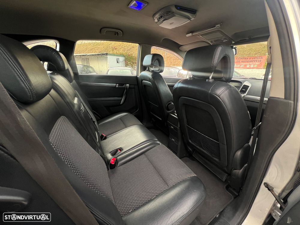 Chevrolet Captiva 2.0 VCDi Seven 7L - 10