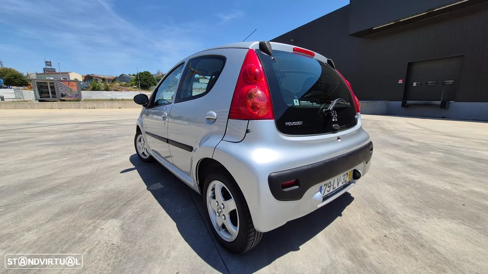 Peugeot 107 1.0 Black&Silver - 6