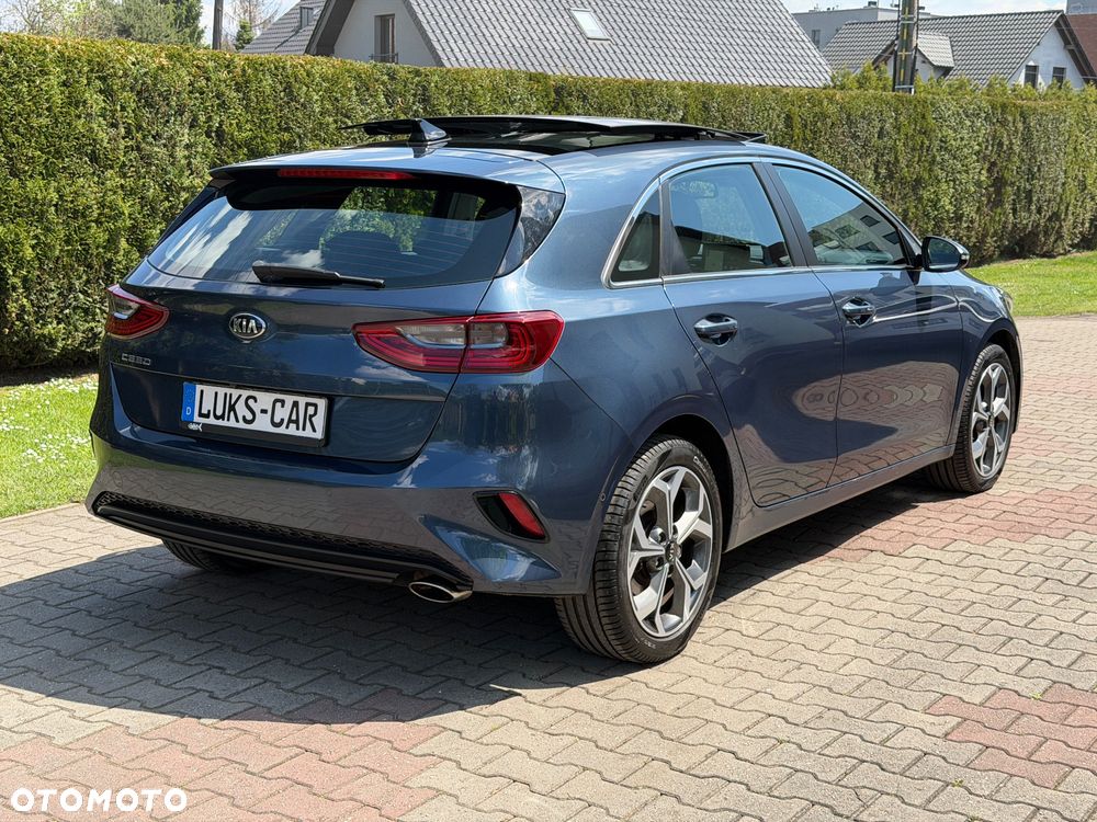 Kia Ceed 1.4 T-GDI DCT OPF Platinum Edition - 39
