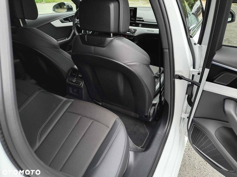 Audi A4 Avant 40 TDI mHEV Quattro S tronic - 32