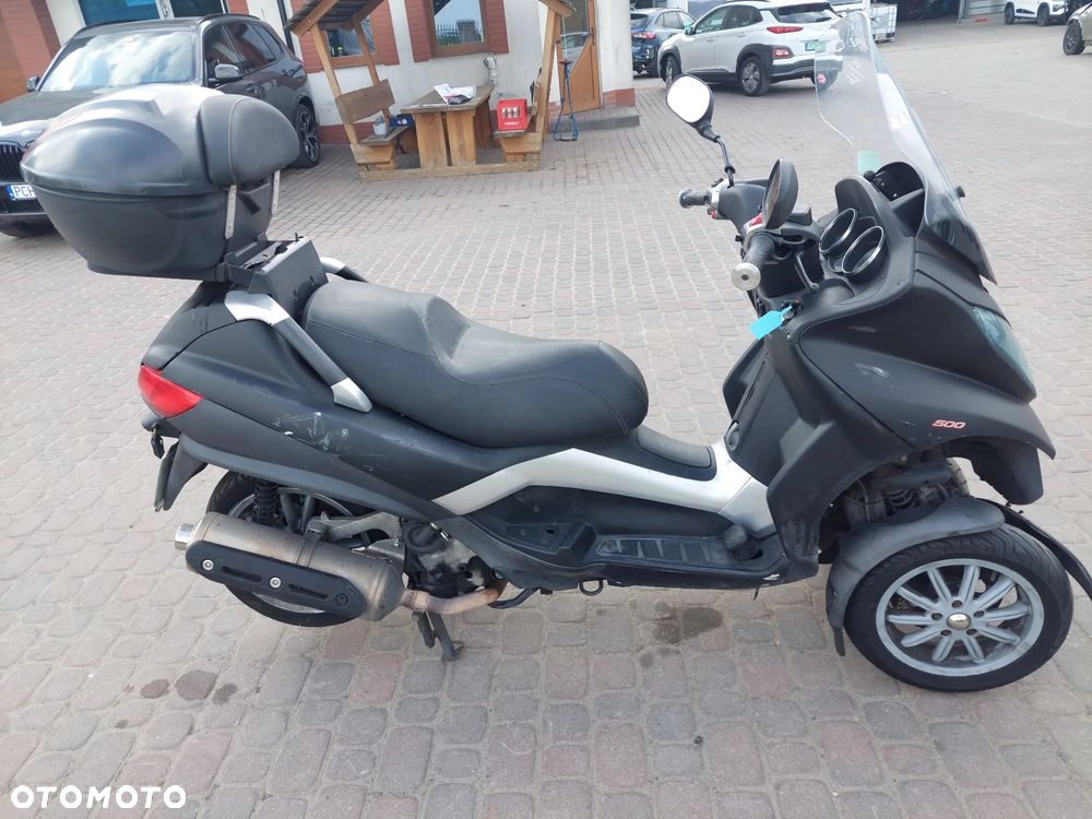 Piaggio MP-3 - 6