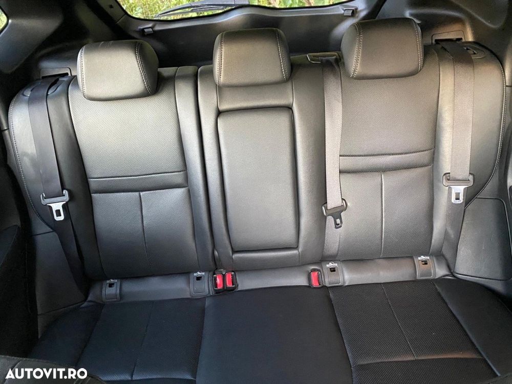 Nissan Qashqai 1.6 DCI Xtronic TEKNA - 12