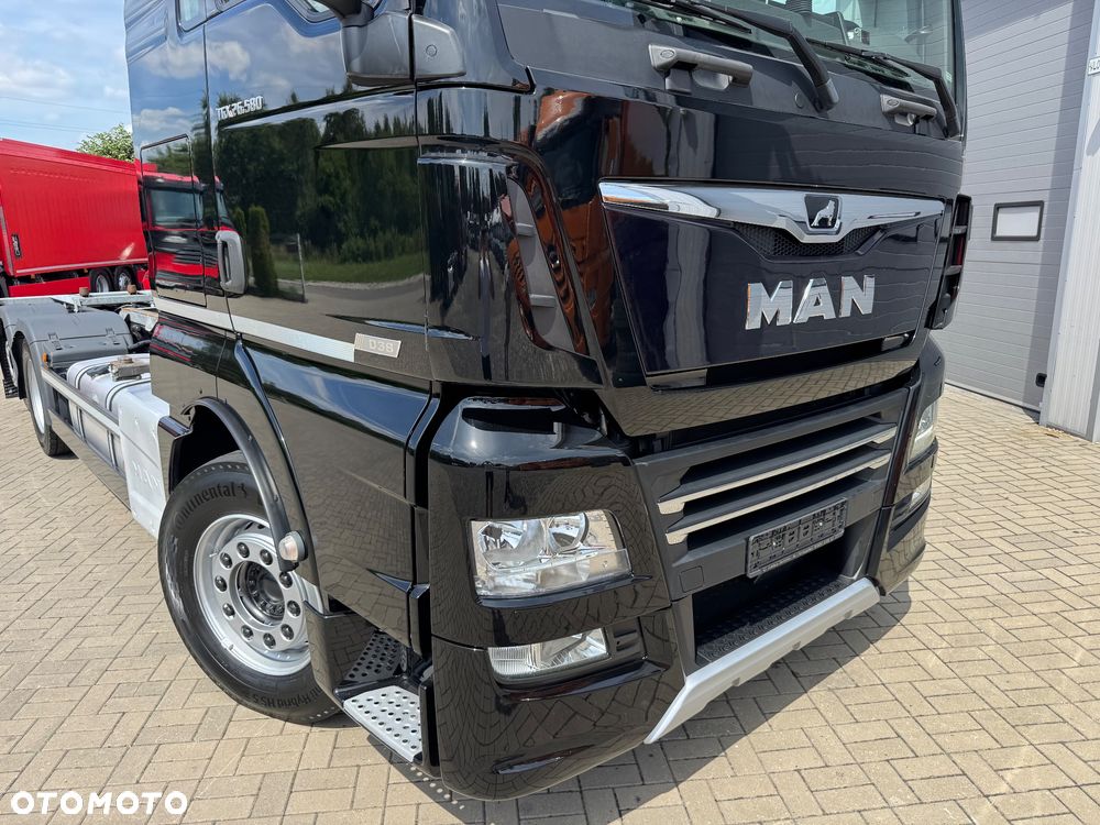 MAN TGX - 16