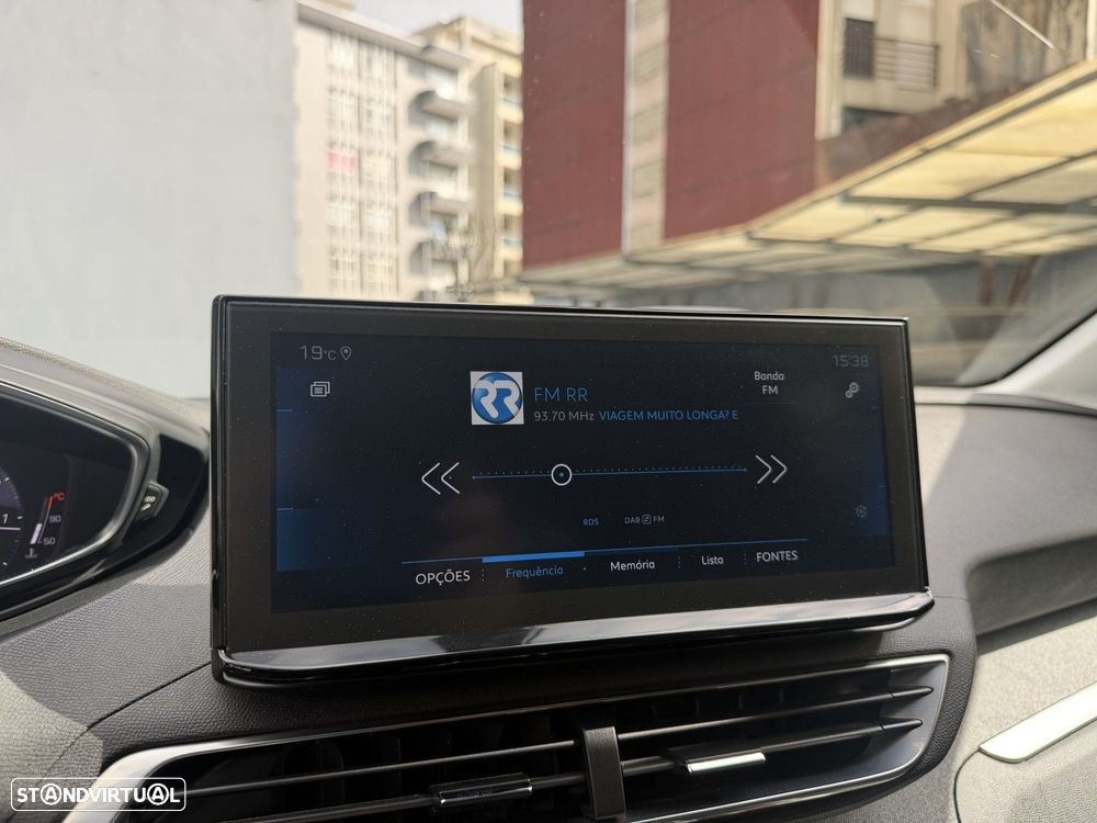 Peugeot 5008 1.2 PureTech Allure Pack EAT8 - 49