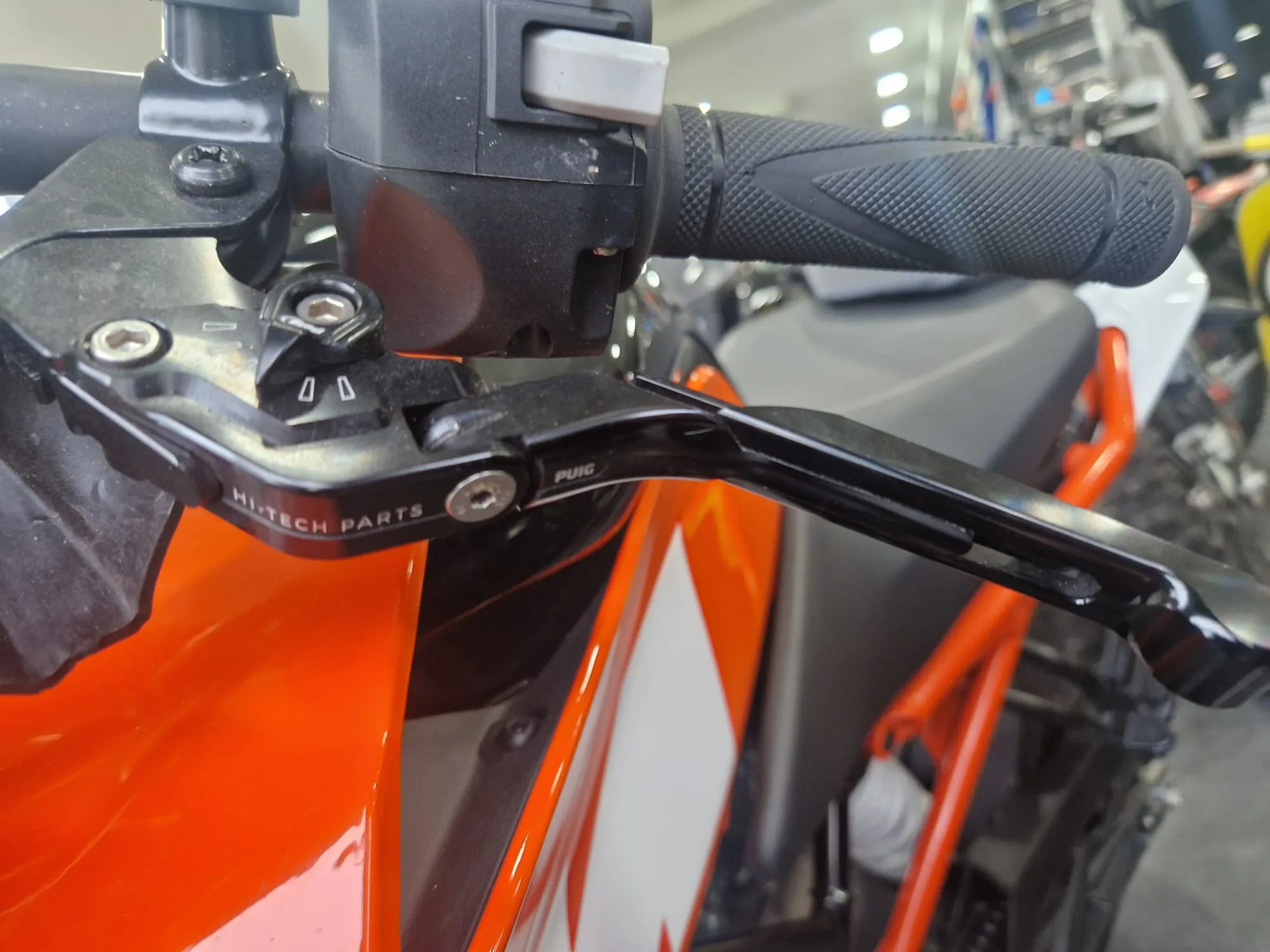 KTM Duke Ponteira ixil, manete e suporte matricula puig - 6