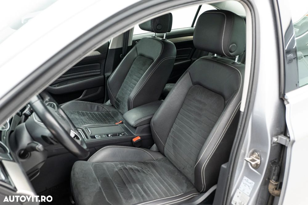 Volkswagen Passat 2.0 TDI DSG Advance - 19