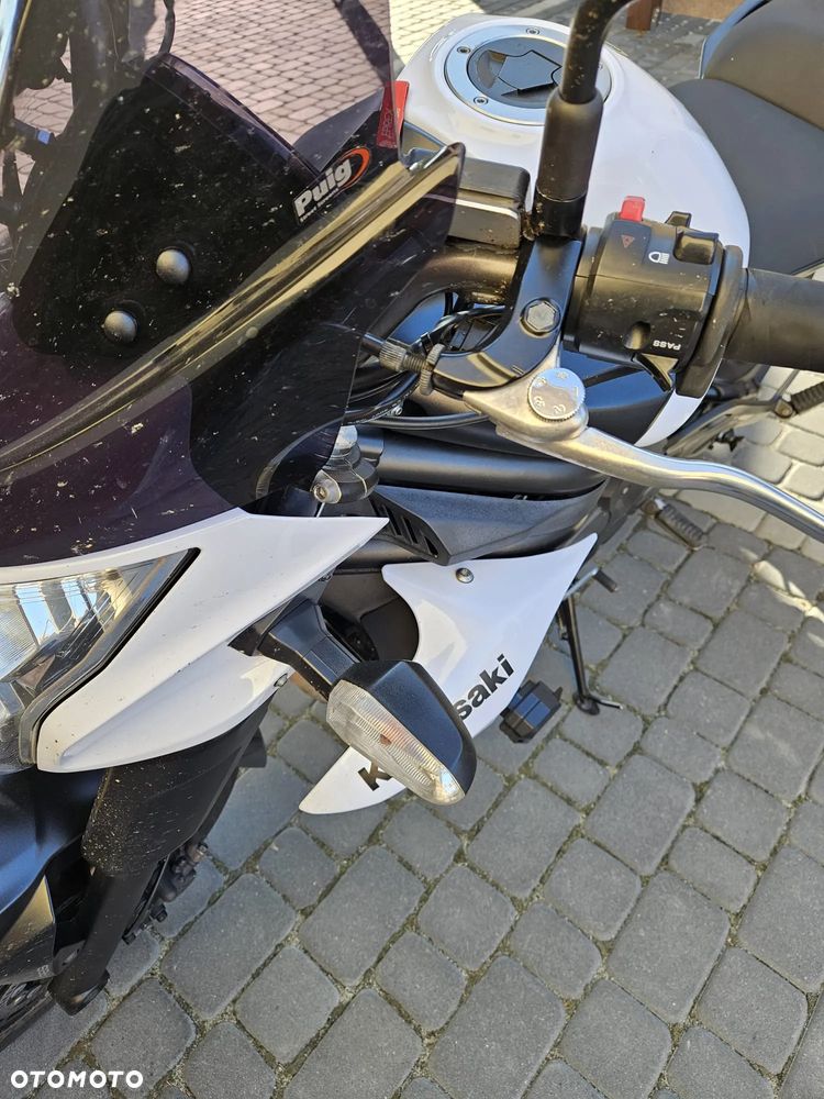 Kawasaki ER - 13