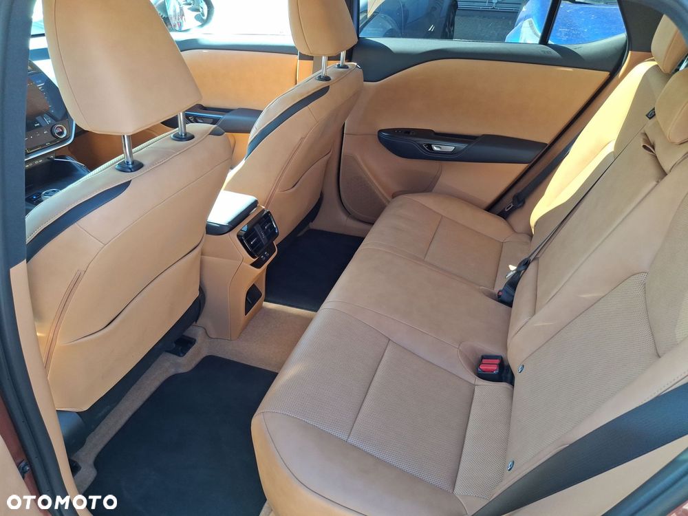 Lexus RZ 450e Prestige DIRECT4 - 10