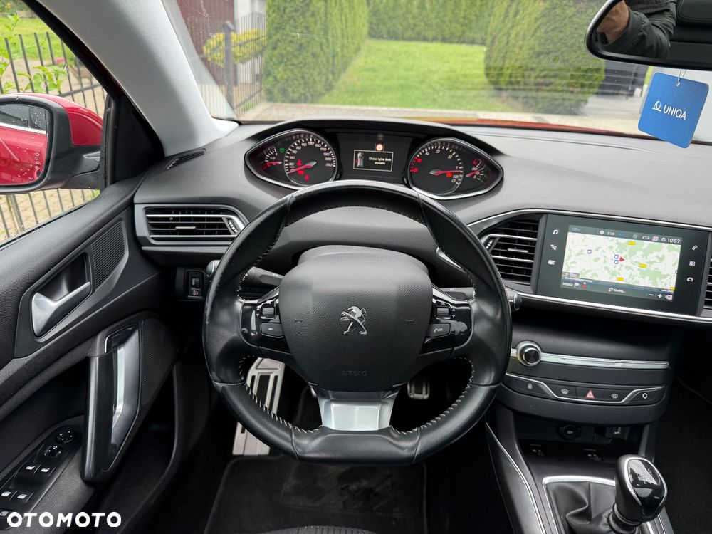 Peugeot 308 BlueHDi 130 Stop & Start Allure Pack - 9