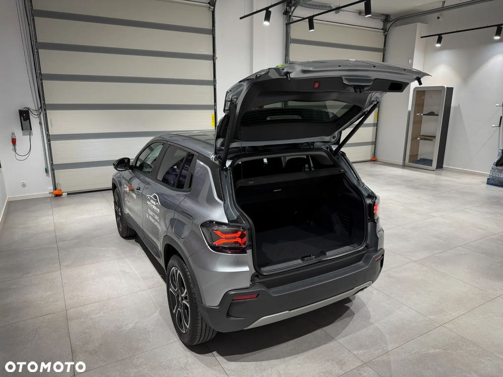 Jeep Avenger 1.2 T3 mHEV Altitude FWD eDCT6 - 13