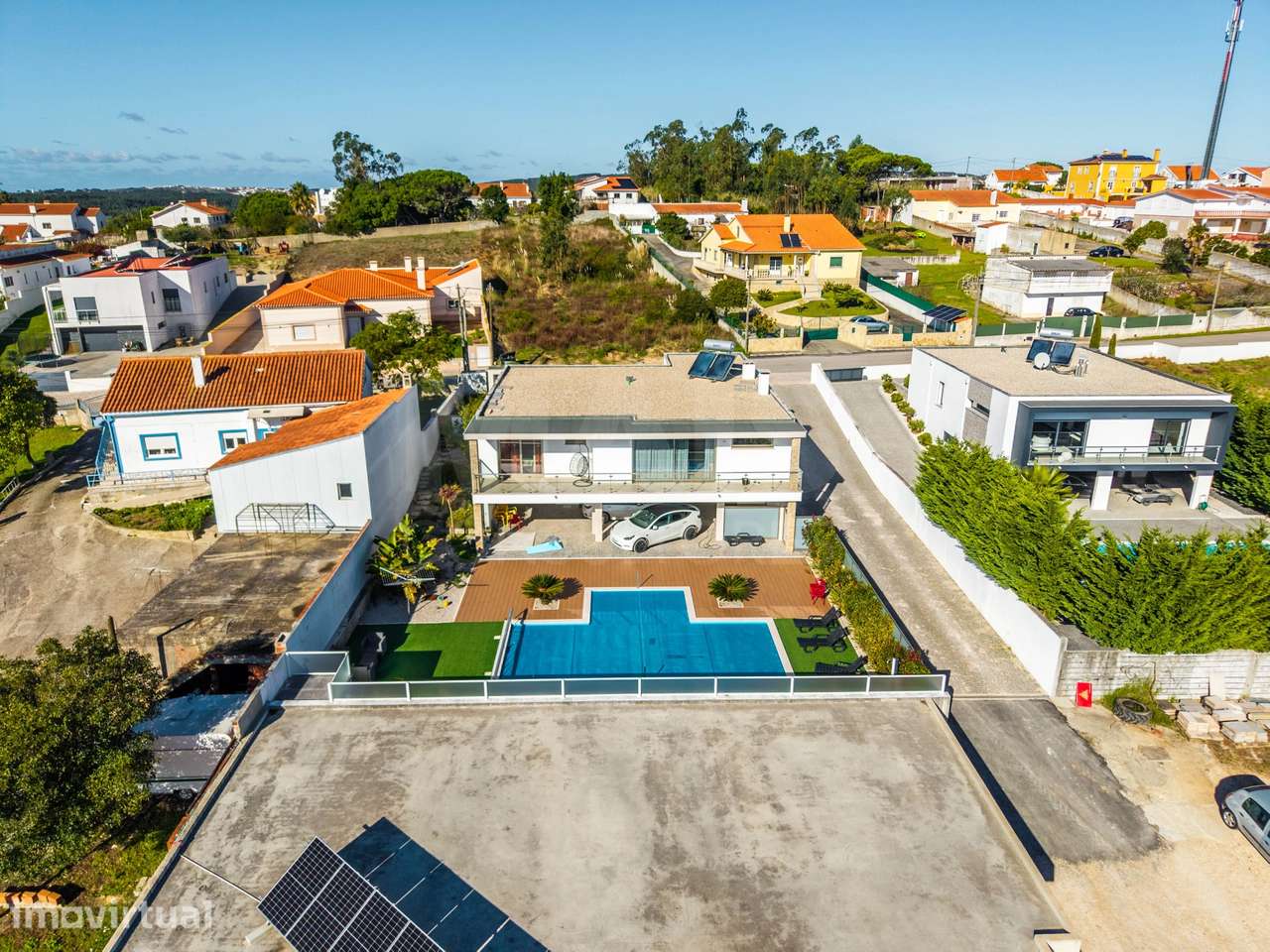 'Moradia T4 com Piscina - Grande imagem: 2/50