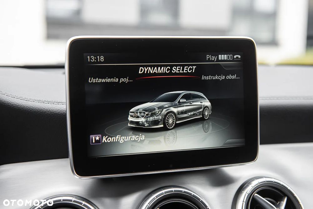 Mercedes-Benz CLA AMG 45 4Matic Shooting Brake AMG Sp.sh 7G-DCT - 32