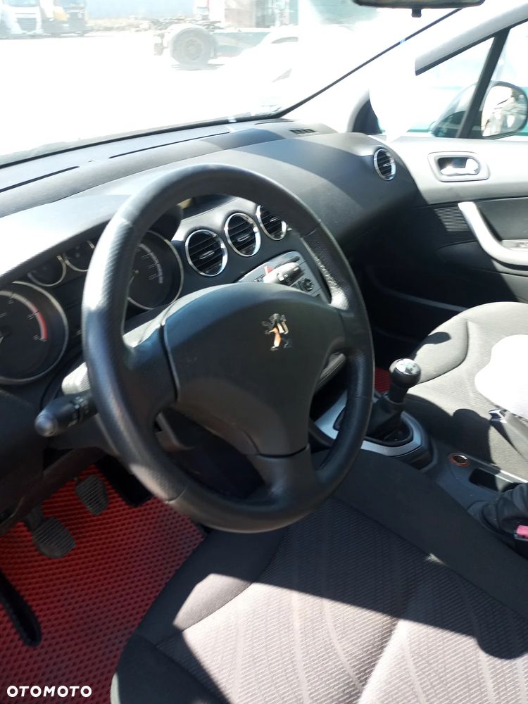 Peugeot 308 1.6 HDi Trendy - 10