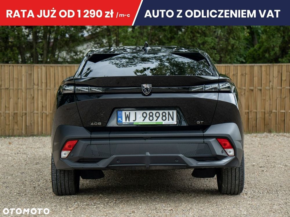 Peugeot 408 - 8