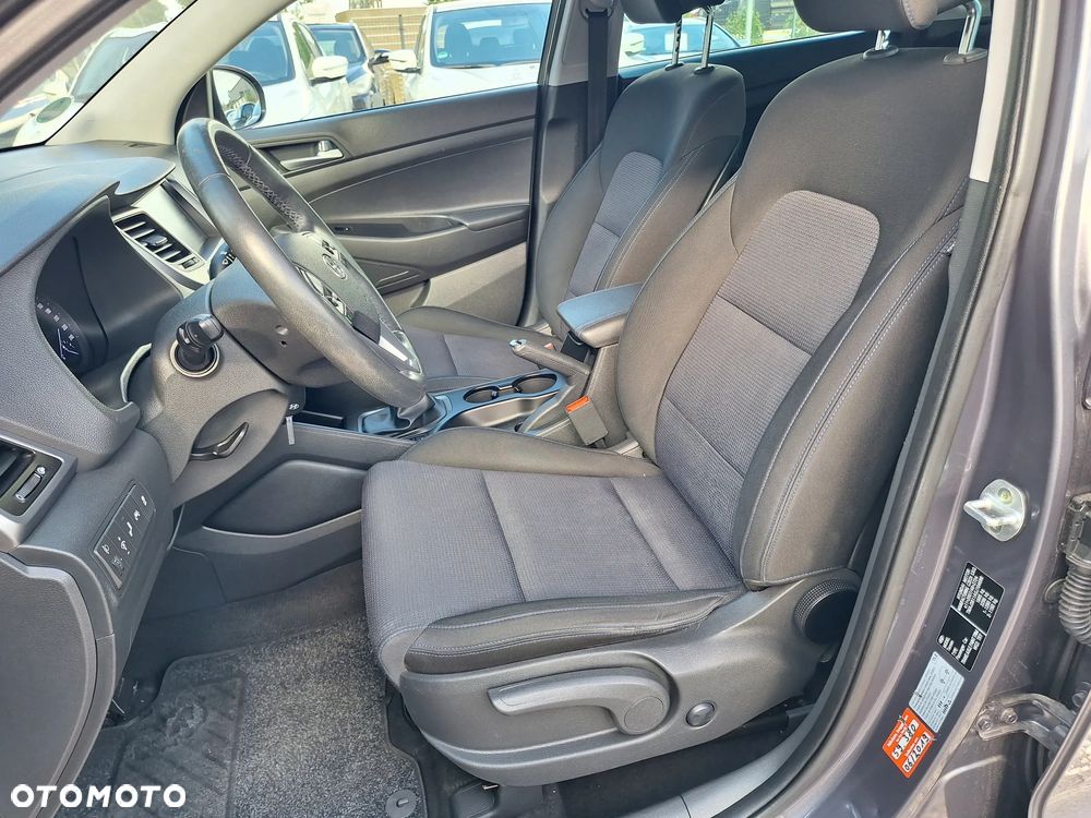 Hyundai Tucson blue 1.6 GDi 2WD Passion - 14