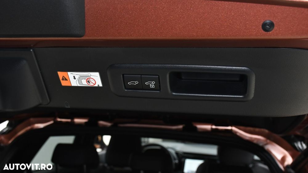 Lexus LBX 1.5 HEV 4x2 CVT Emotion - 22
