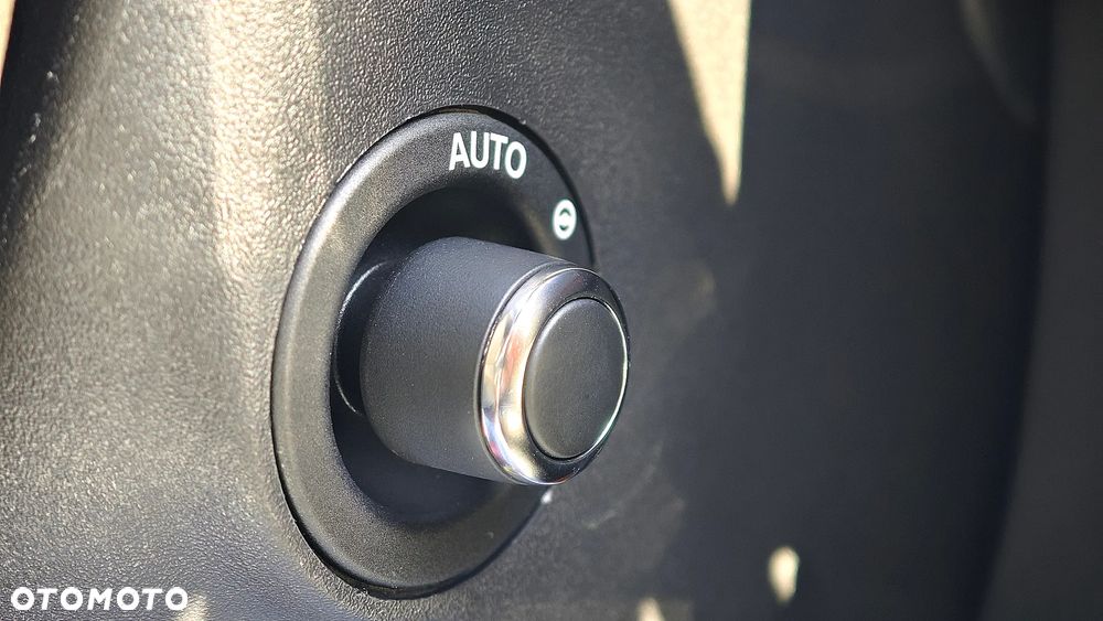 Jaguar F-Pace 2.0 i4P AWD R-Sport - 16