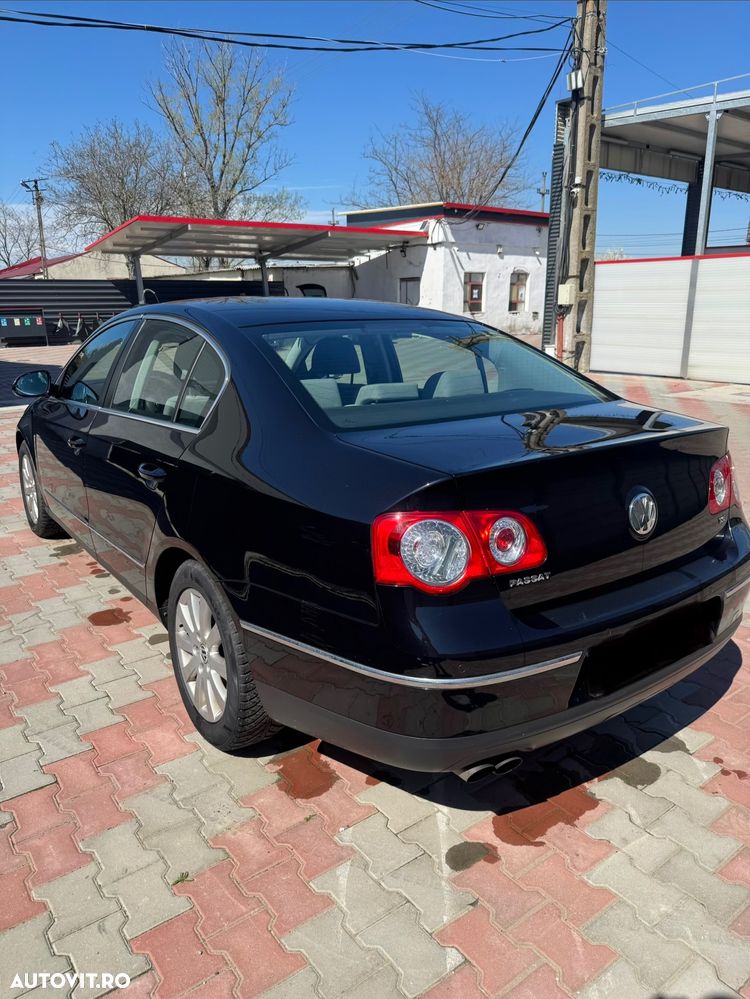 Volkswagen Passat 1.8 TSI Highline - 9