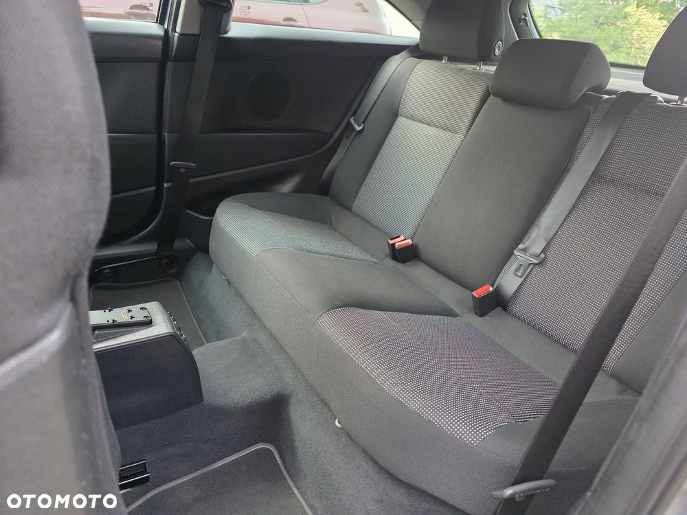 Opel Astra 1.6 Sport - 9