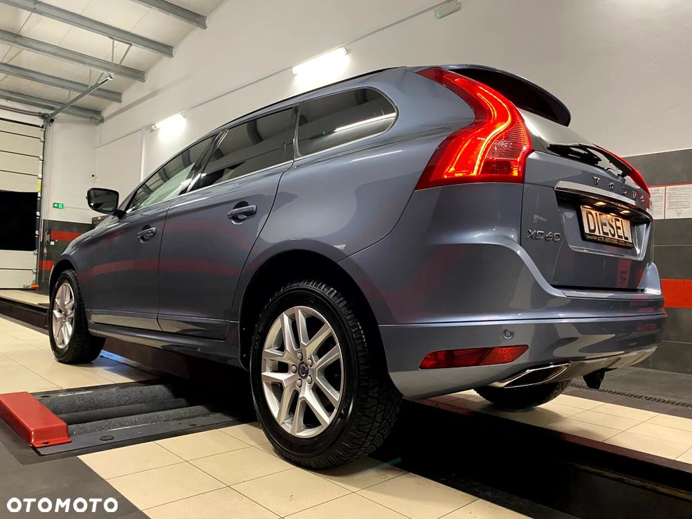 Volvo XC 60 D4 Geartronic Momentum - 12