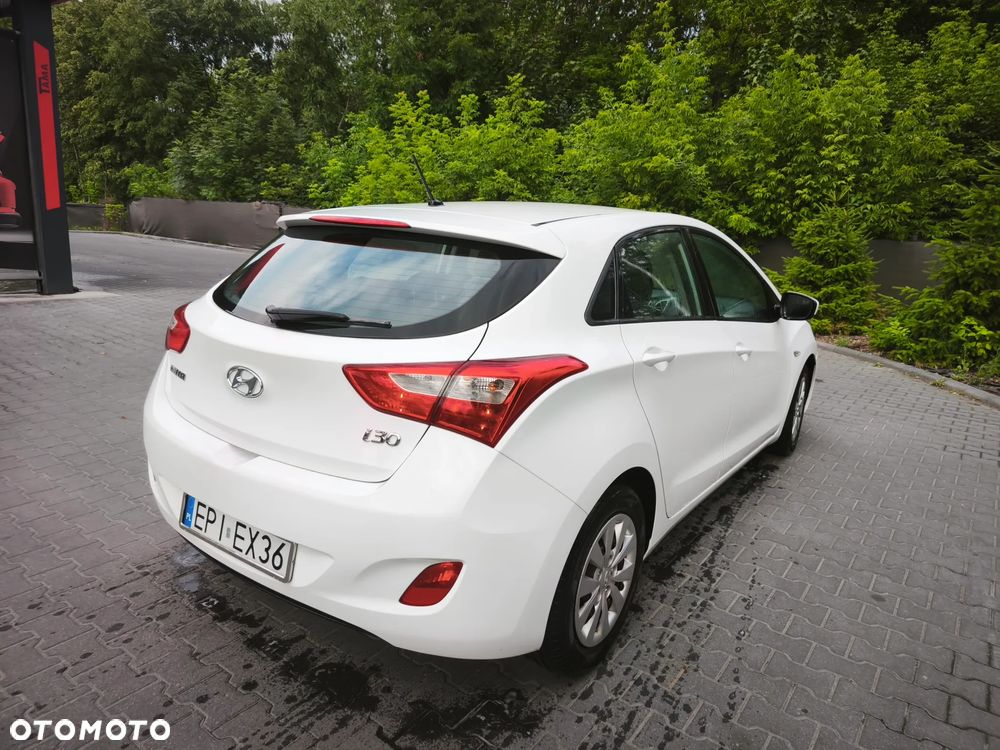Hyundai i30 1.4 Classic - 8