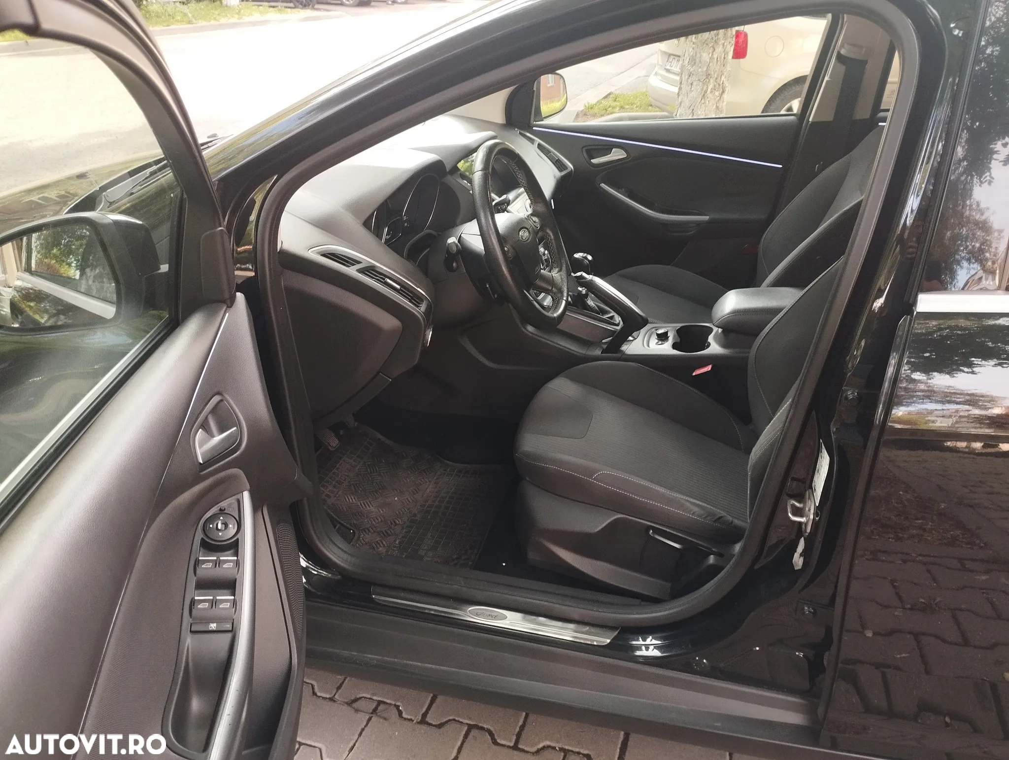Ford Focus 1.6 Ecoboost Start Stop Titanium - 4