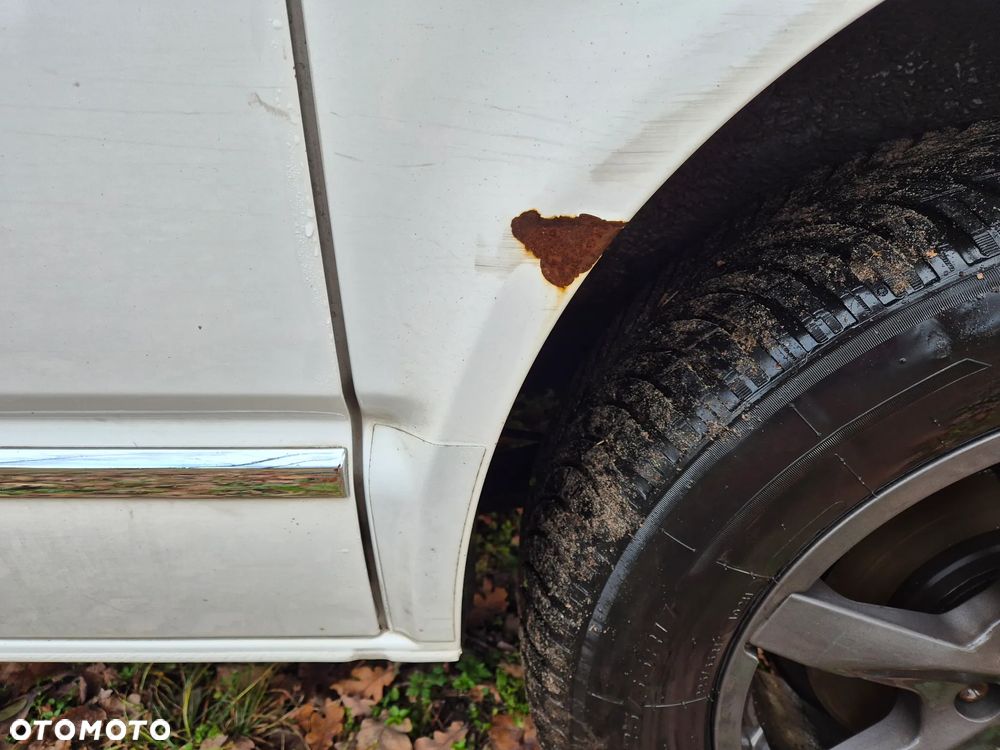 Volkswagen Multivan - 5