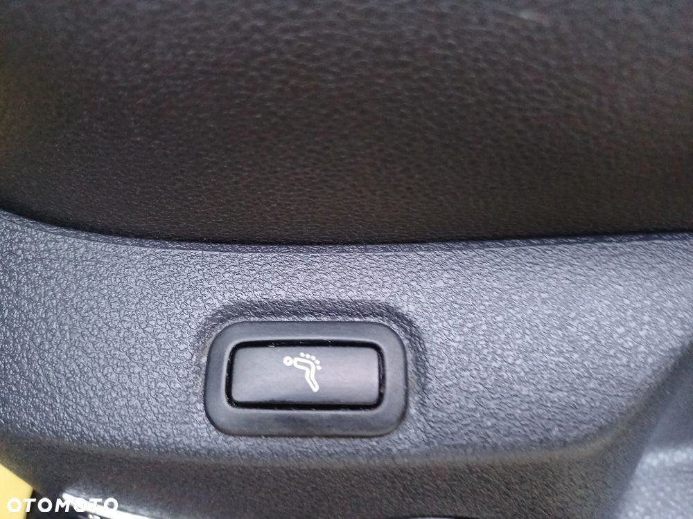 Volkswagen Golf - 22