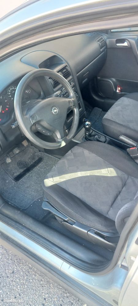Opel Astra 1.7 DTi Club - 6