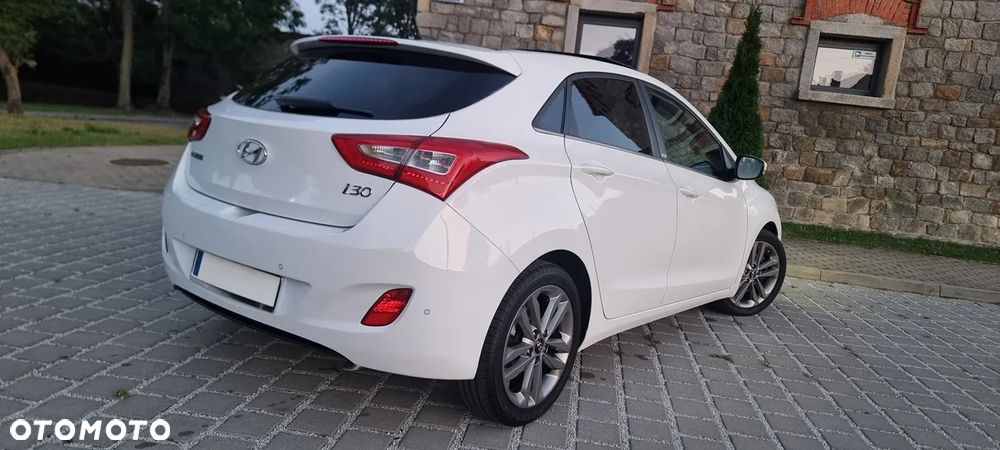 Hyundai i30 blue 1.6 GDI YES Gold - 13