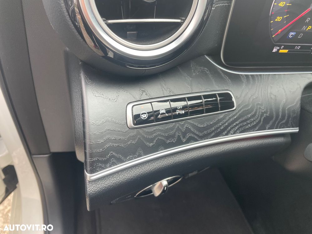 Mercedes-Benz E - 23