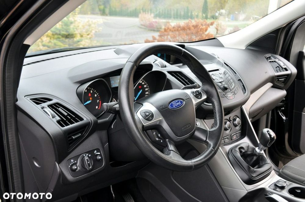 Ford Kuga - 22